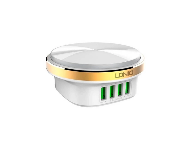 Cargador con Luz y 4 Puertos USB